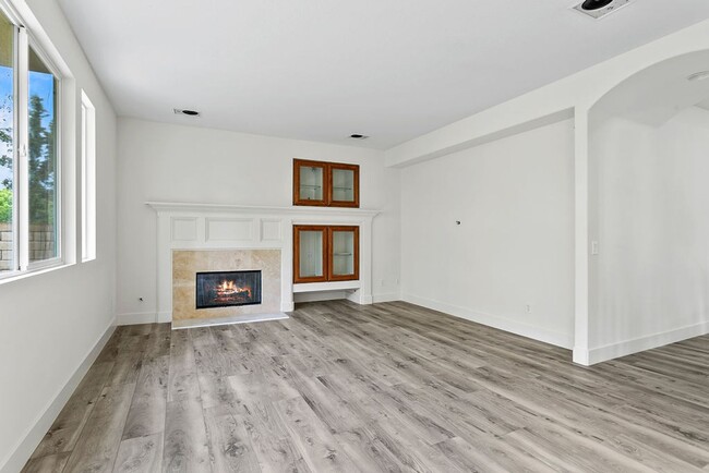 Building Photo - Stylishly Updated San Joaquin Hills Home w...