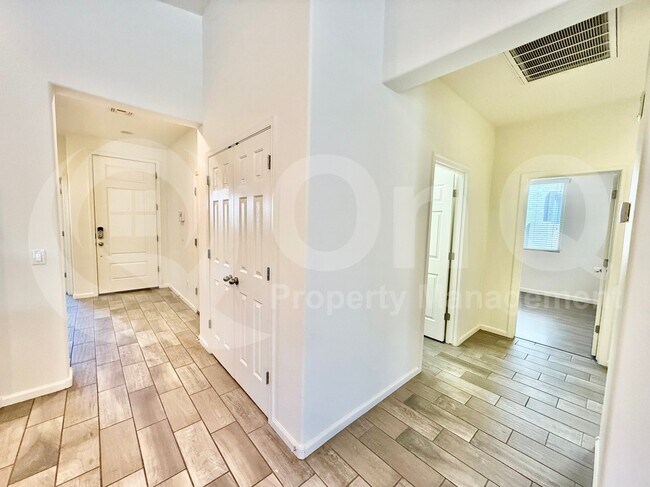 Foto del edificio - 5521 S Joshua Tree Ln