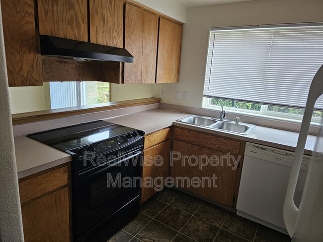 Foto del edificio - 6101 NE 44th Cir