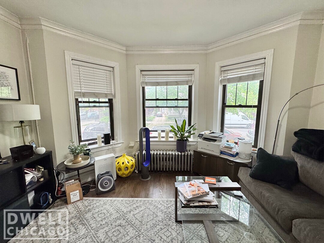 Foto principal - 2130 W Giddings St