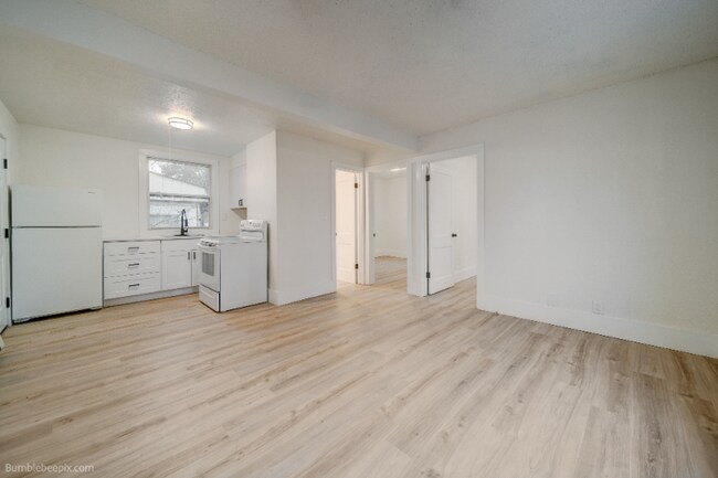 Foto del edificio - 725 2nd St