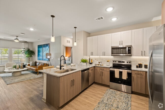2BR, 2BA - 988SF - Kitchen - Arcadia at Veranda Falls