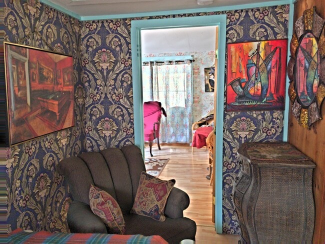 Smaller bedroom looking to Living room - 111 Causeway Rd