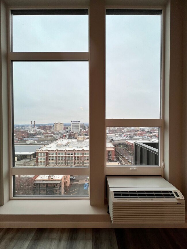 Interior Photo - The 508 West