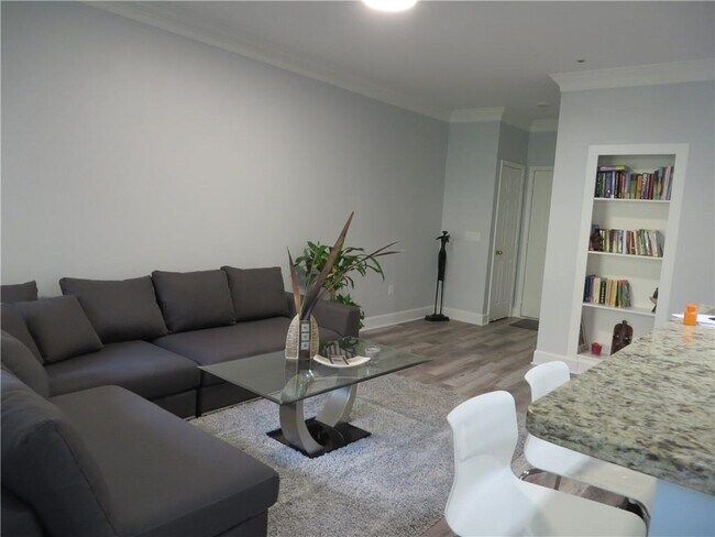 Foto del edificio - 3777 Peachtree Rd NE