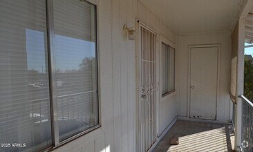 Building Photo - 111 S Outpost Rd