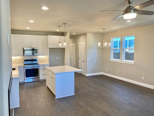 Building Photo - 20465 Aberdeen Dr