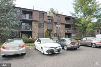 Building Photo - 1914 Old Stone Mill Dr