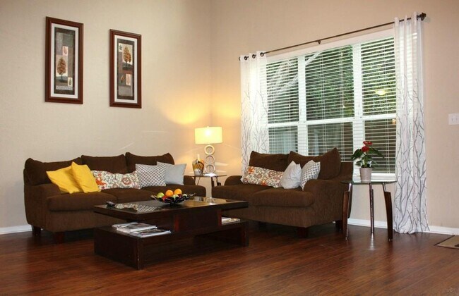Foto del edificio - 7714 Stephany Taylor Dr