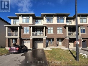 Building Photo - 887 Couloir Rd