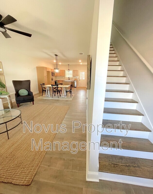 Foto del edificio - 111 Crest Pointe