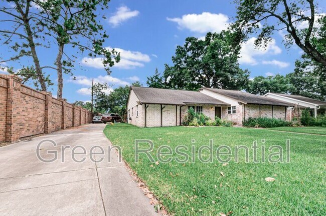 Foto del edificio - 14558 Broadgreen Dr