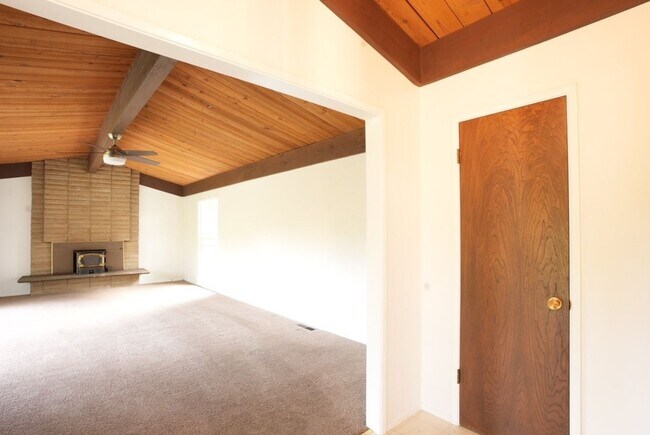 Foto del edificio - Charming 3-Bedroom Country House