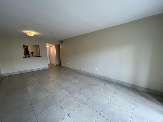Foto del edificio - 3700 NW 21st St