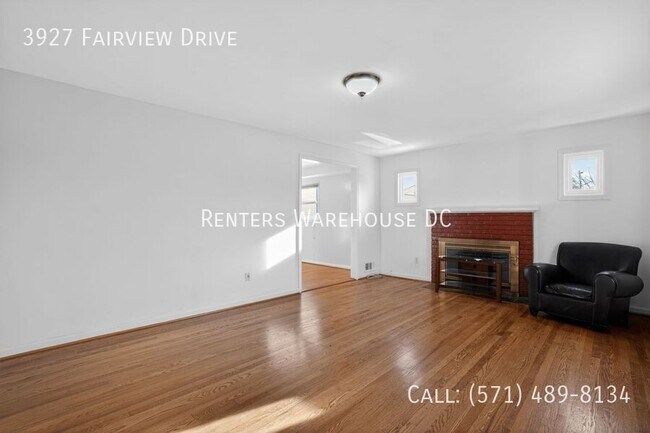 Foto del edificio - 3927 Fairview Dr