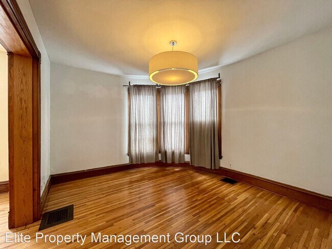 Foto del edificio - 3 br, 1 bath House - 2121 11th Ave South