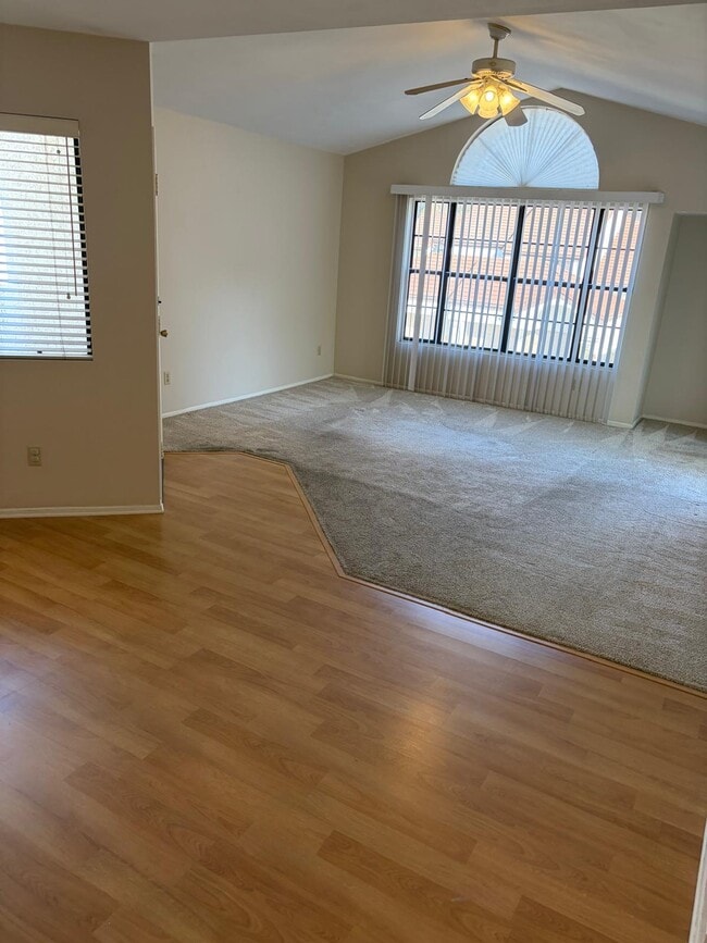 Foto del edificio - 1137 Mission Verde Dr