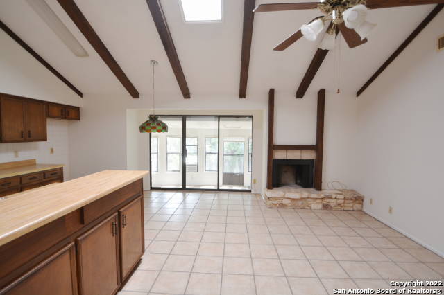 Foto del edificio - 13911 Rocky Pine Woods St
