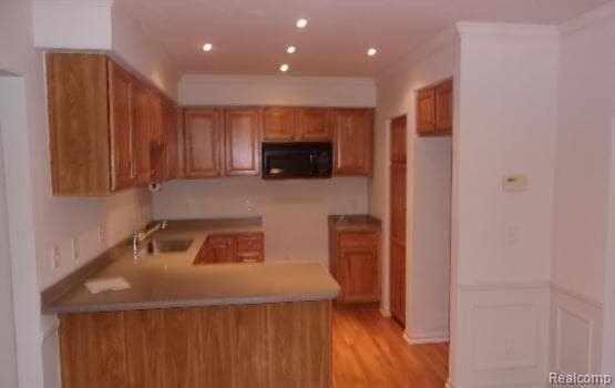 Building Photo - 161 Allenhurst Ave