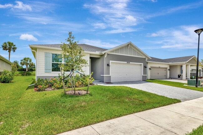 Building Photo - Spacious 4BR Home in Port St. Lucie – Modern Comfort Awaits