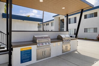 Building Photo - State