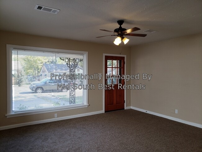 Building Photo - 2616 S Harrison St