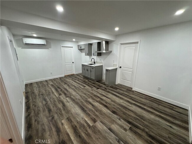 Foto del edificio - 2566 Broadway