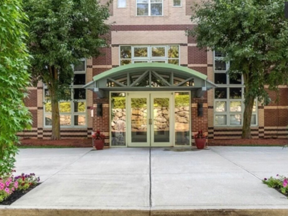 269 Cambridge Rd Unit 202, Woburn, MA 01801 Condo for Rent in Woburn, MA