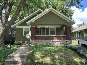Building Photo - 4402 Adams St
