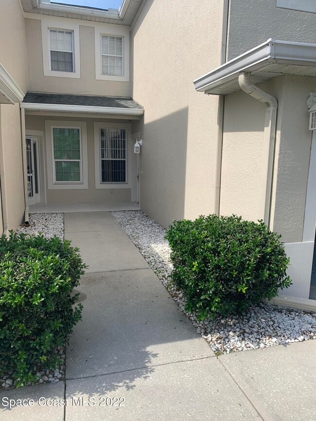 Building Photo - 700 Trotter Ln