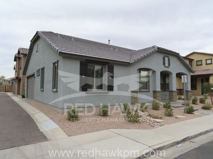 Primary Photo - Charming Two Bedroom, Two Bathroom Mesa Re...