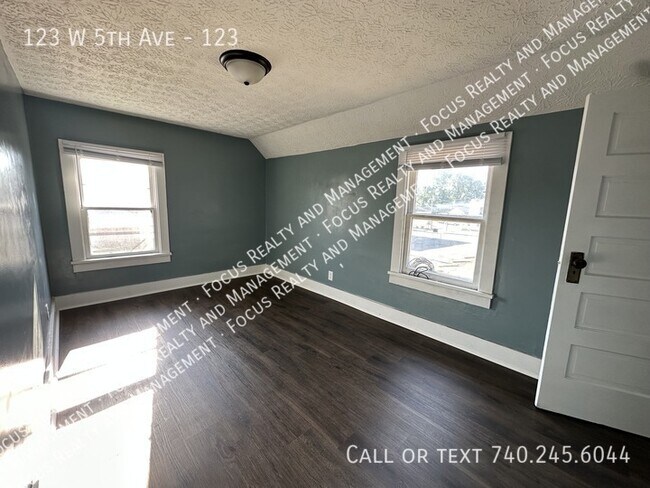 Building Photo - 123 W 5th Ave