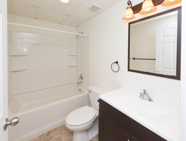 Interior Photo - Whitney Towers, L.L.C. (WTL)