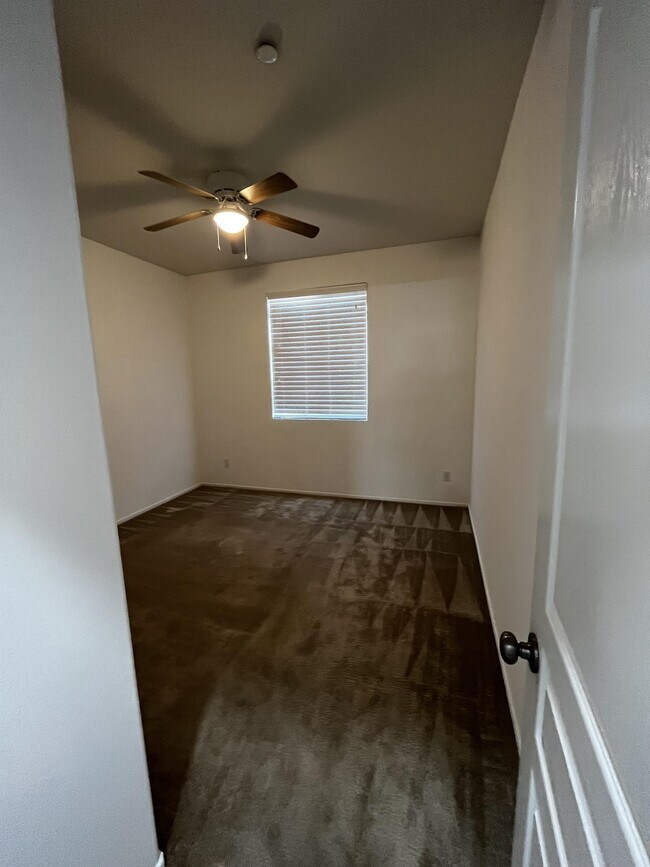 Building Photo - 10909 Rainwater Ln