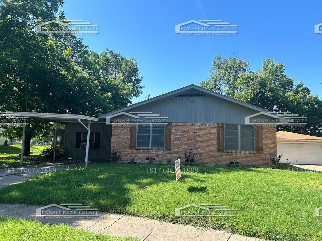 Primary Photo - AVAILABLE NOW! 4bd 2ba in Dallas, TX!