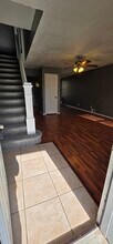 Building Photo - 907 N Rosedale St