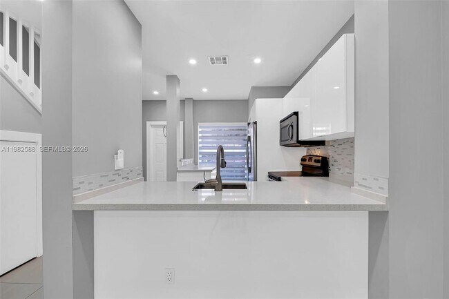 Foto del edificio - 358 SW 122nd Ave