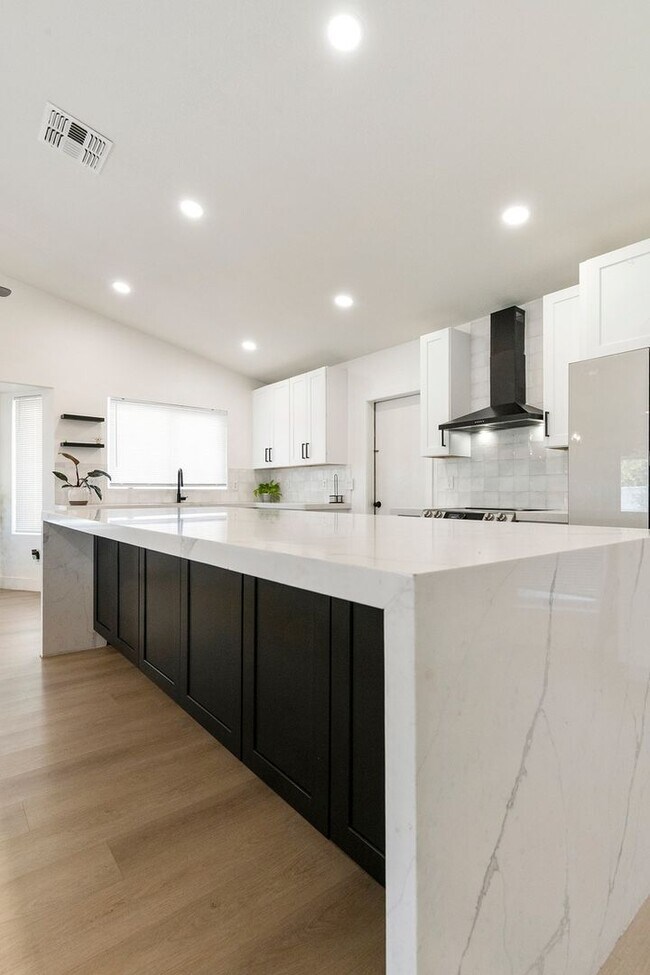 Building Photo - Charming 3BR House in Gilbert