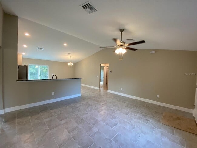 Foto del edificio - 3011 SW 140th Loop