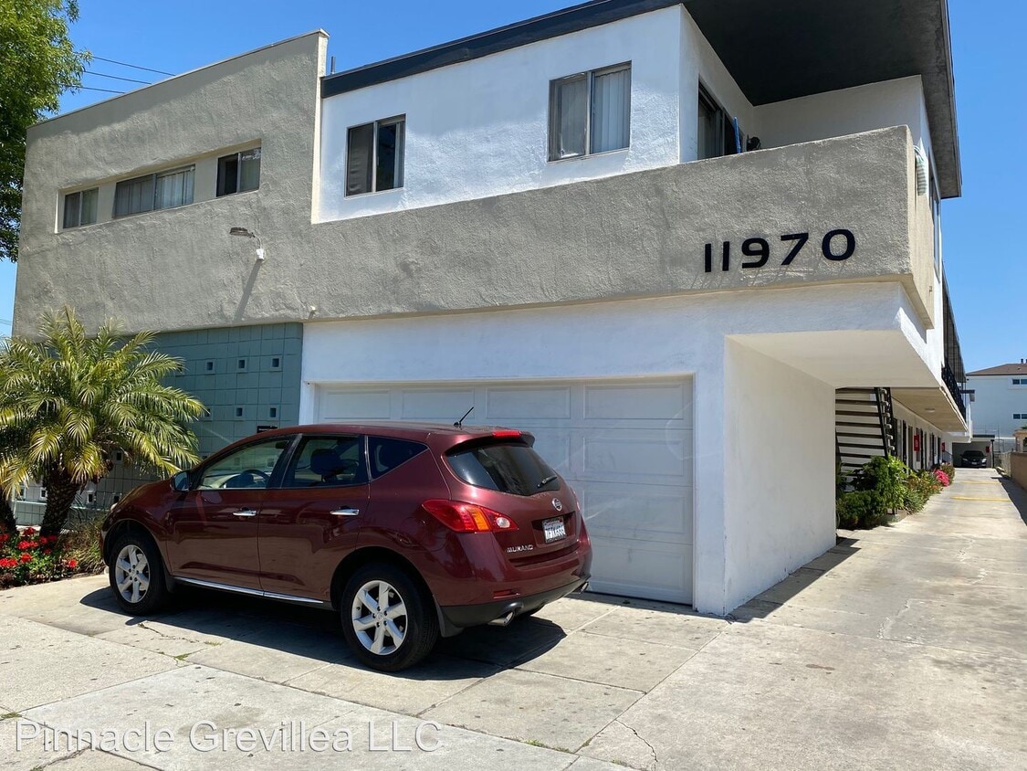 11970 Grevillea Ave, Hawthorne, CA 90250 Room for Rent in Hawthorne