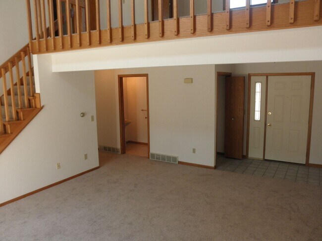 Foto del edificio - 3203 Eau Claire Ave