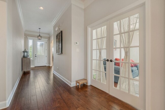 Building Photo - Available August 2026! Beautiful home in the Carters Crossing subdivision!