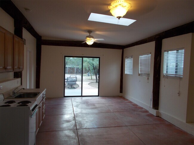 Building Photo - 1234 N 4th Ave