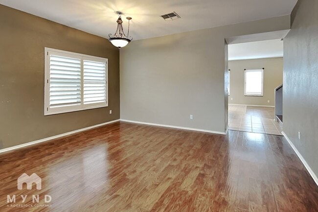Building Photo - 2157 S Luther