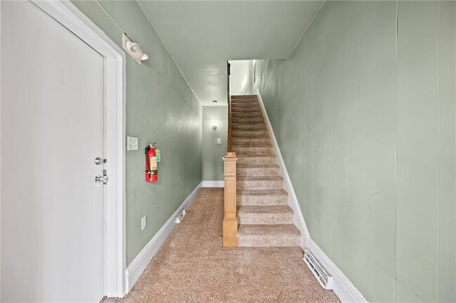 Building Photo - 7344 Denniston Ave