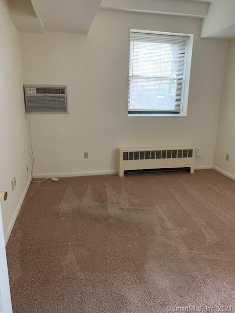 Building Photo - 100 Hoyt St