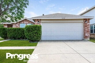 Building Photo - 16528 Woodside Dr