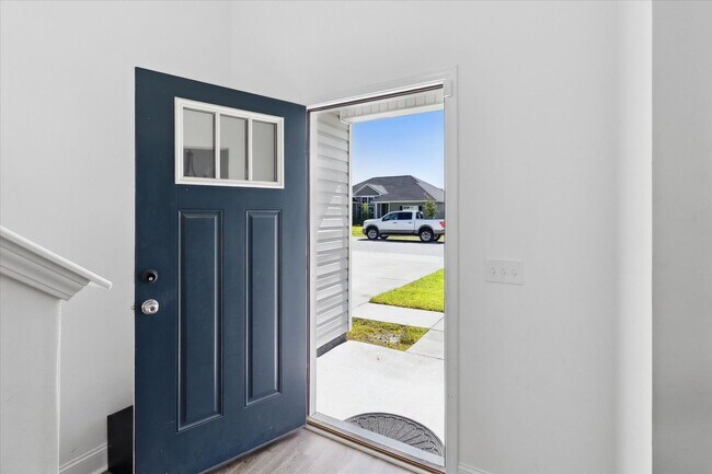 Foto del edificio - AVAILABLE SEPTEMBER 2025 [PET FRIENDLY]