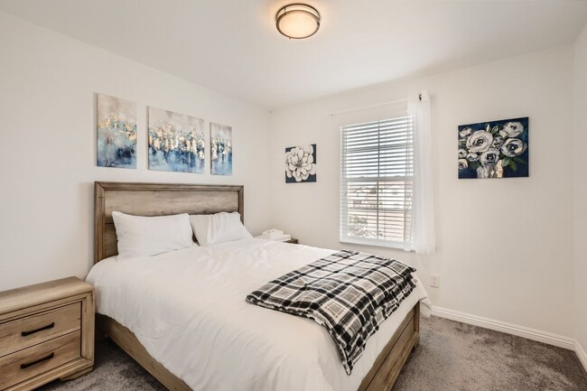 Foto del edificio - 4642 Ingleton Cir