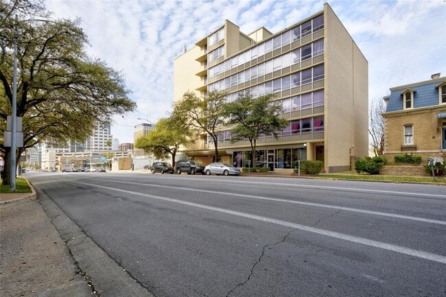 Building Photo - 1800 Lavaca St